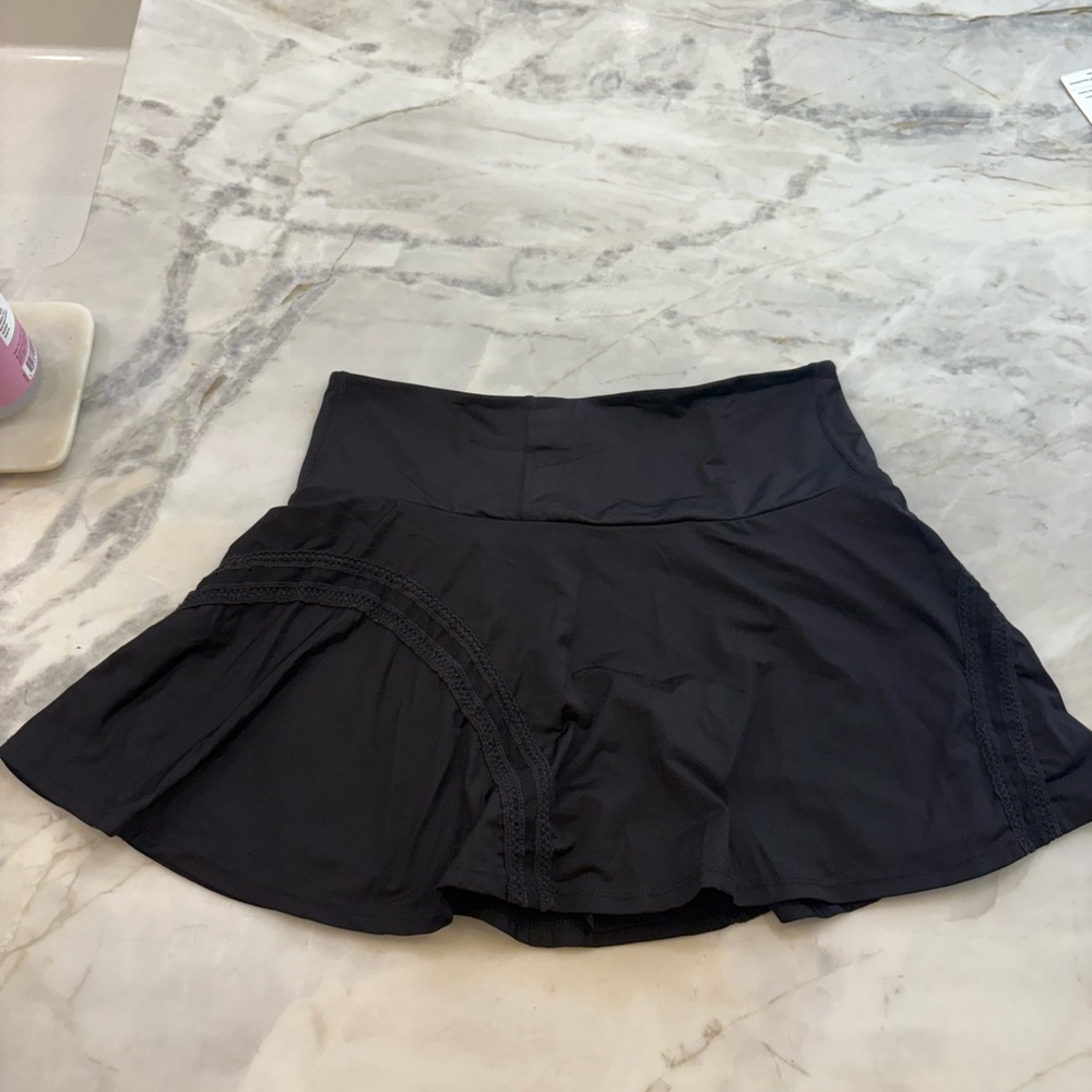 Love Tree Charcoal Skort